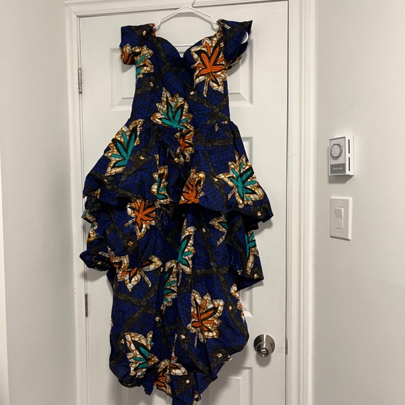 African Dress - Picture 4 of 4